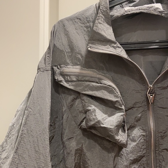 jacket - Picture 2 of 2